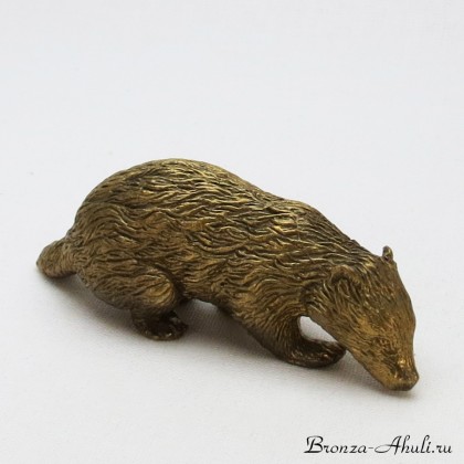 Барсук из бронзы миниатюра